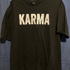 Gildan Black T-Shirt with White 'Karma' Print xl